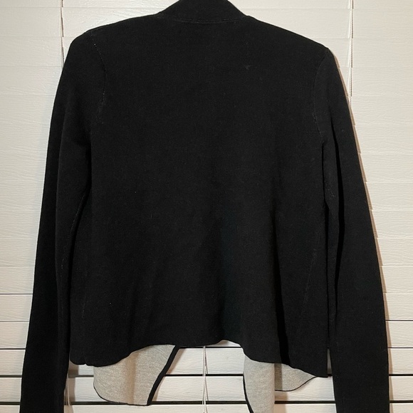 𝅺aritzia Babaton Wool Linen Cardigan size XS - Picture 7 of 8